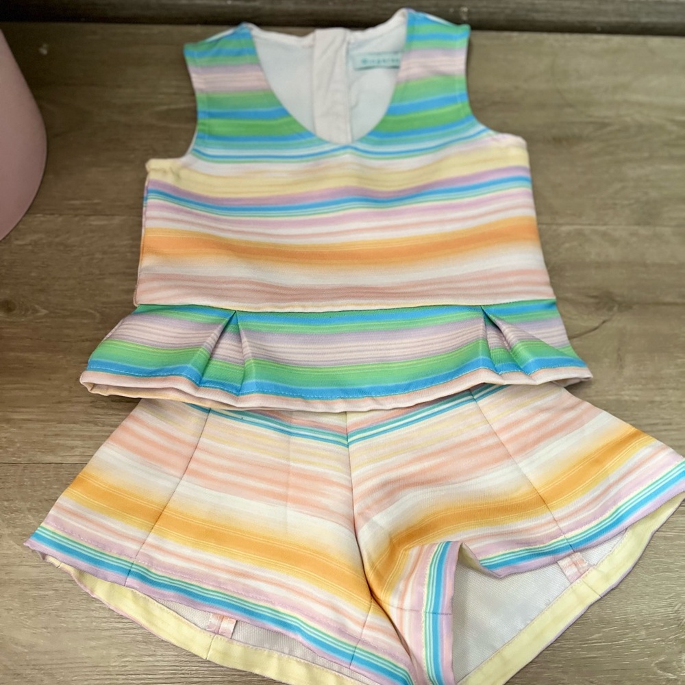 2pcs Gingersnap rainbow short set